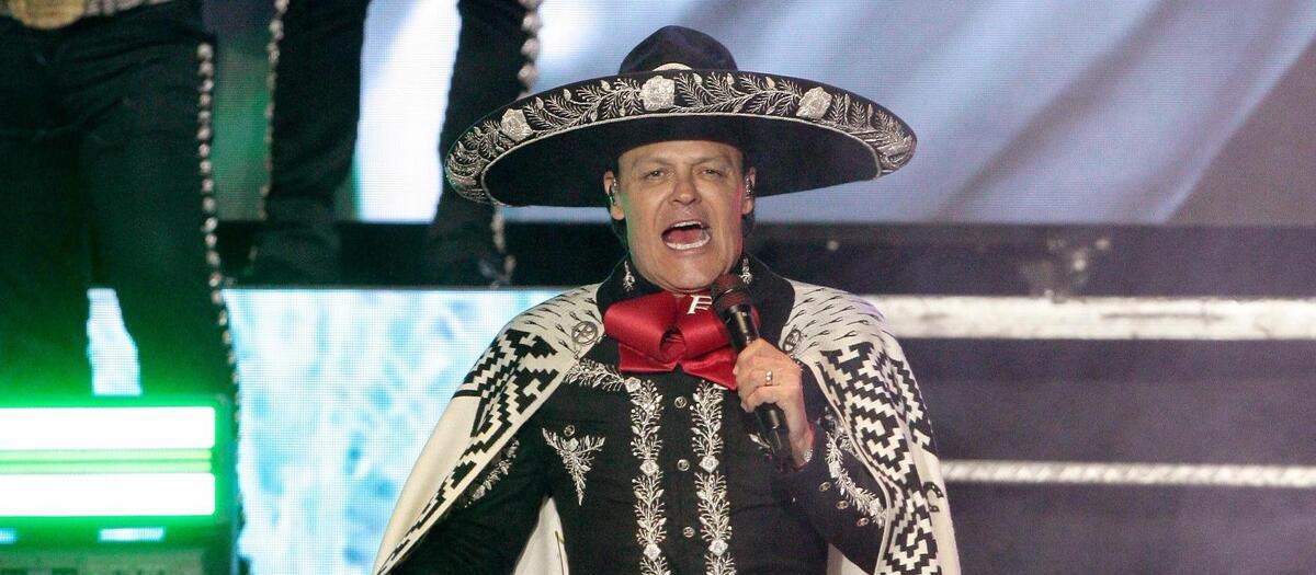 Pedro Fernandez Tickets
