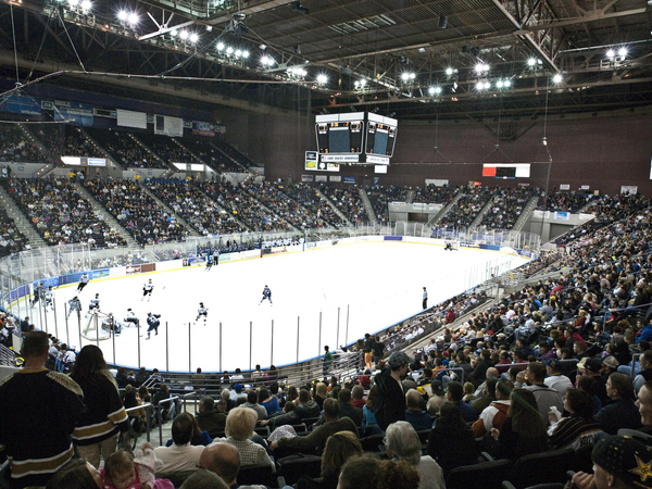 Ice Flyers embrace new video boards, new lease with Pensacola Bay