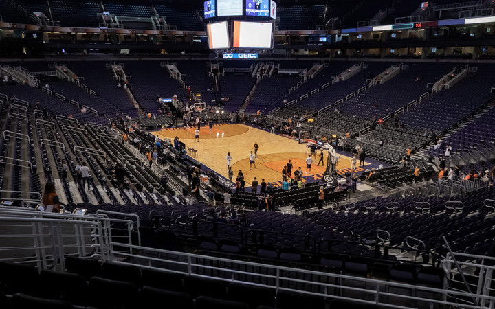 Los Angeles Lakers Tickets in Los Angeles, Crypto.com Arena, 2024-01-09  19:30:00 Game Date