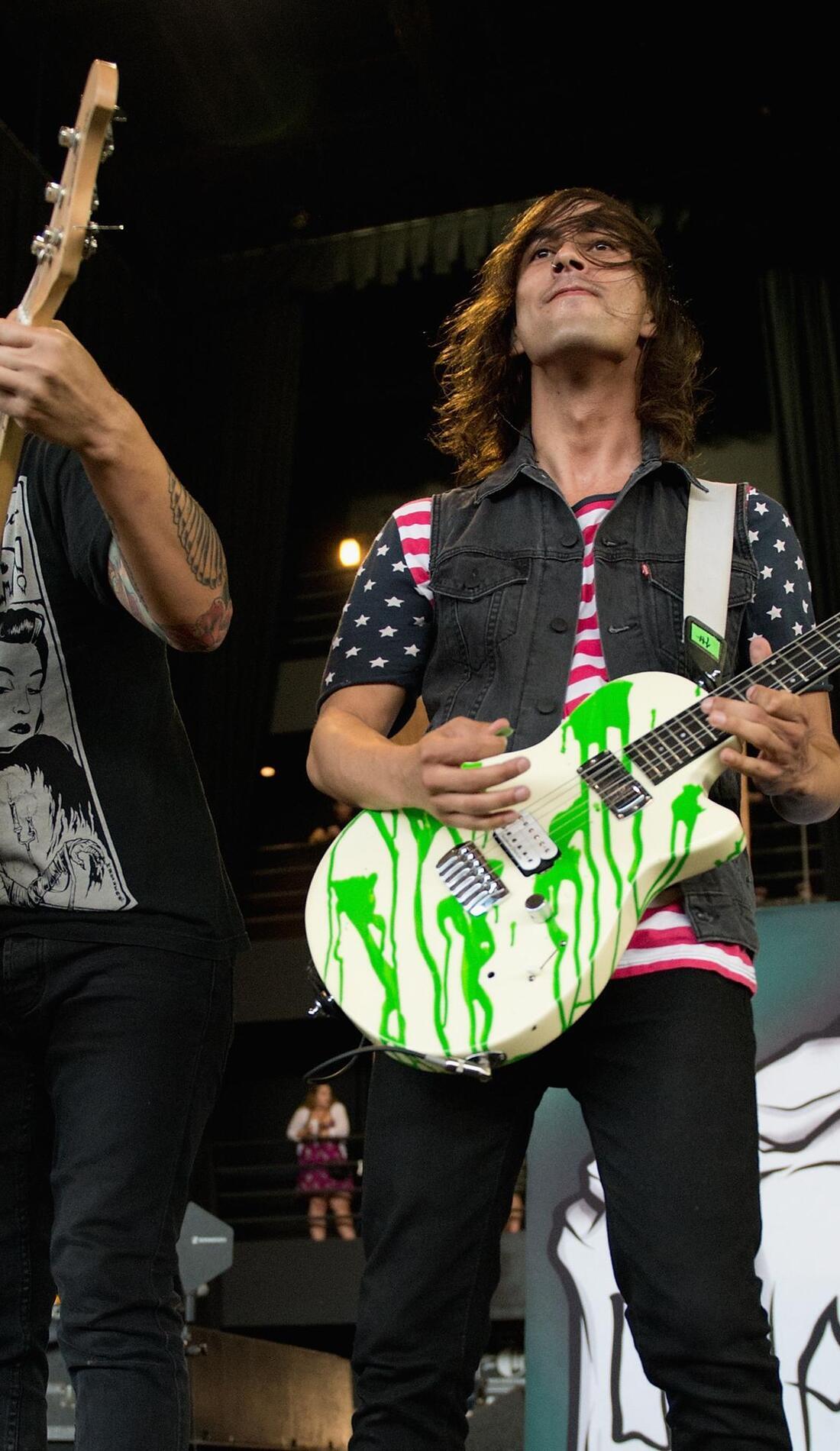 Pierce The Veil Concerts Tickets, 2023 Tour Dates & Locations SeatGeek