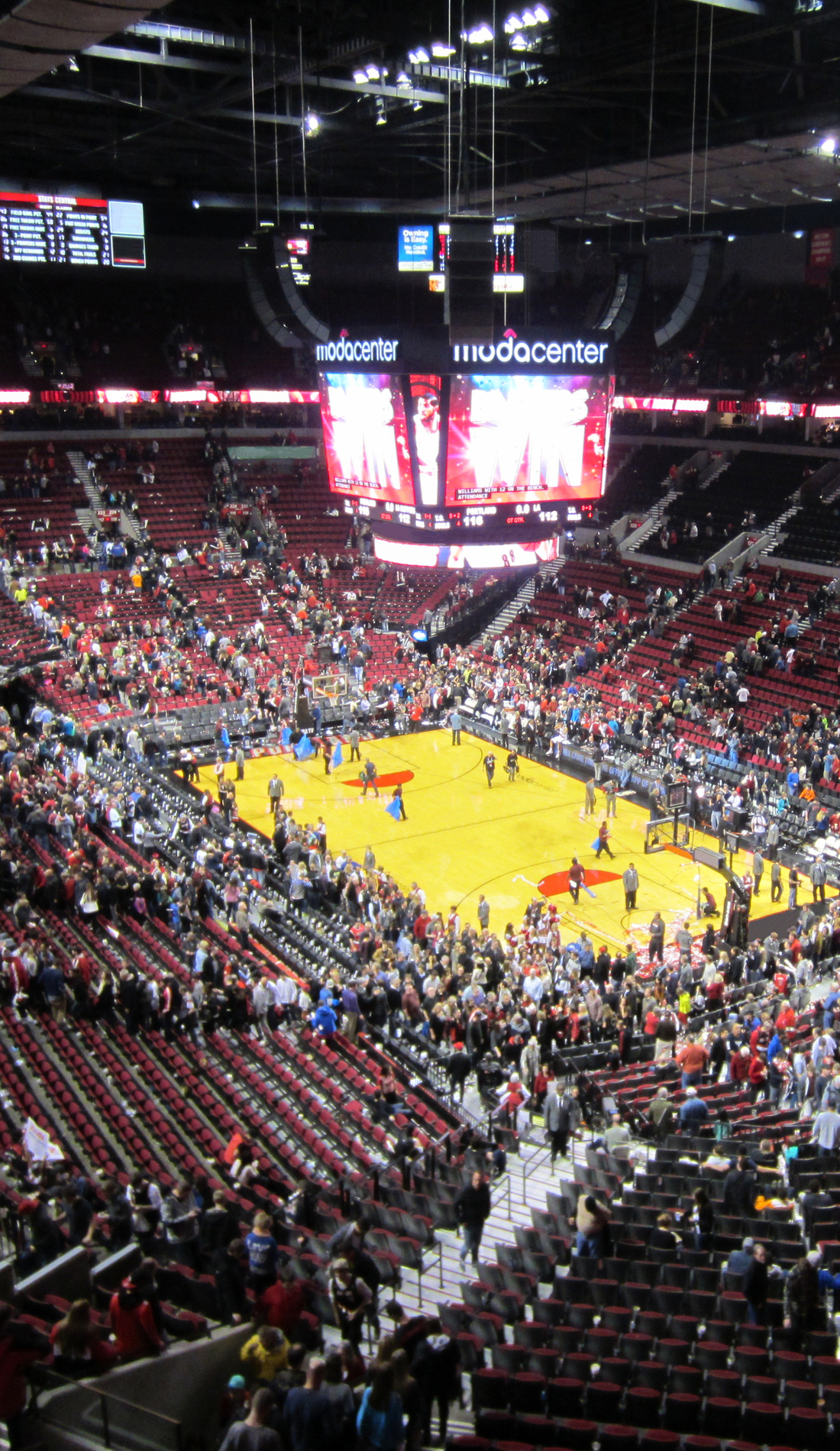 A PK - Phil Knight Invitational live event