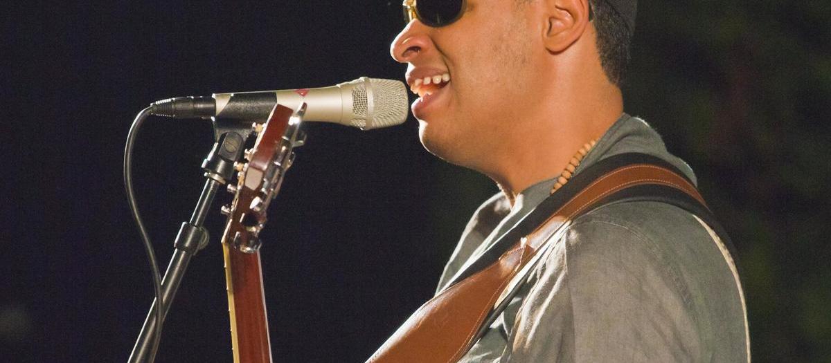 Raul Midon Tickets