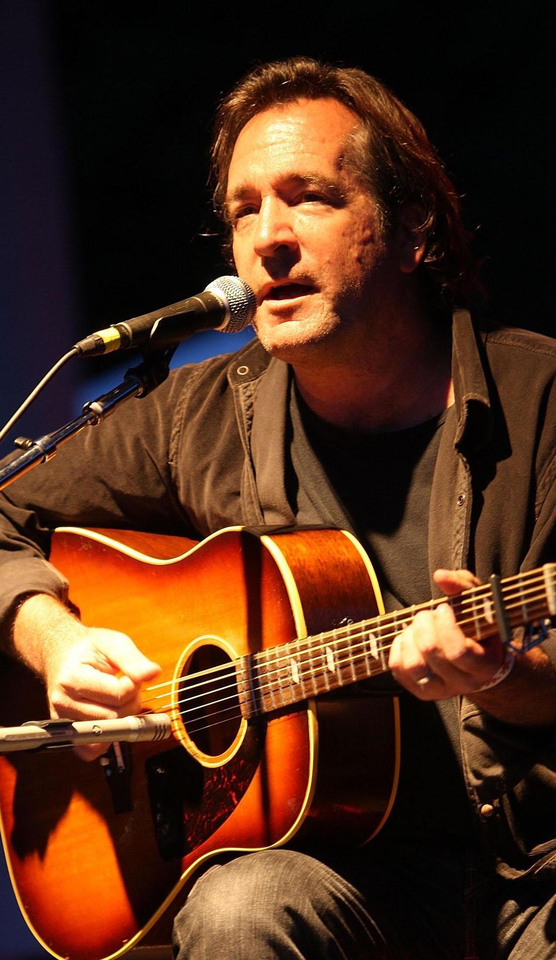 A Richard Shindell live event