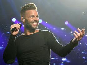 Ricky Martin (21+)