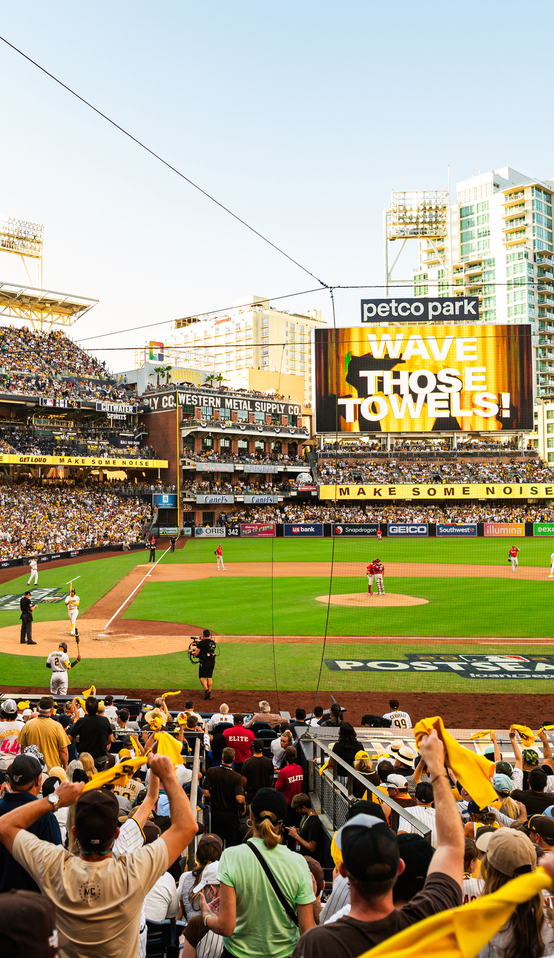 MLB San Diego Padres 2009 Team Calendar  Turner Licensing Amazonin Books