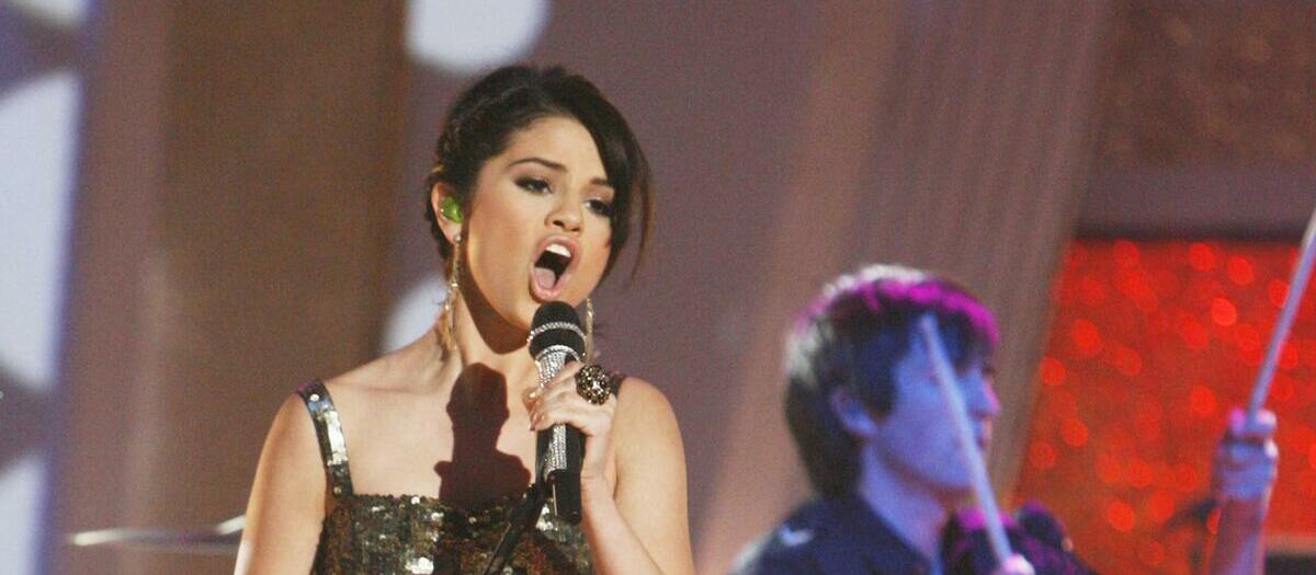 Selena Gomez & The Scene Tickets