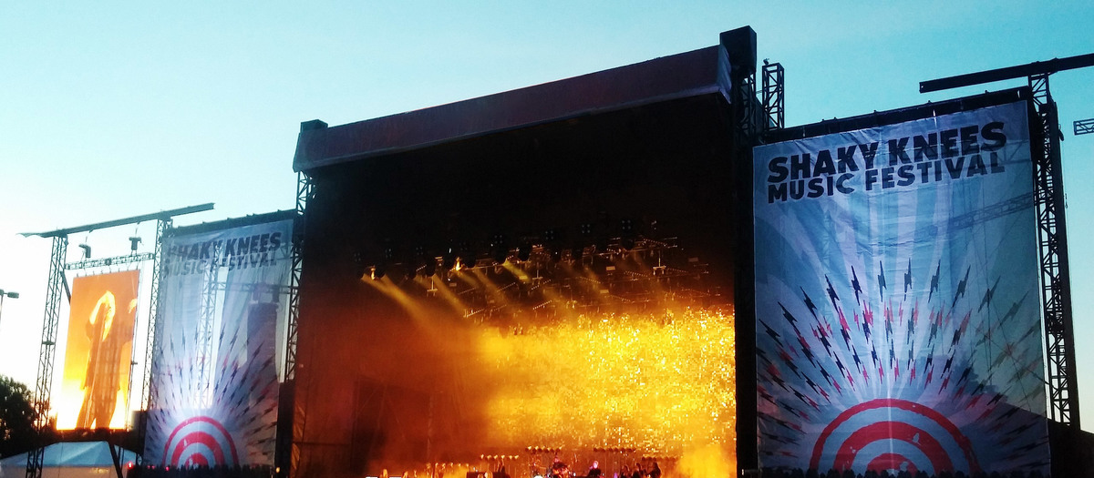 Shaky Knees Music Festival (Friday Pass) with Bre Kennedy, White Reaper, Des Rocs