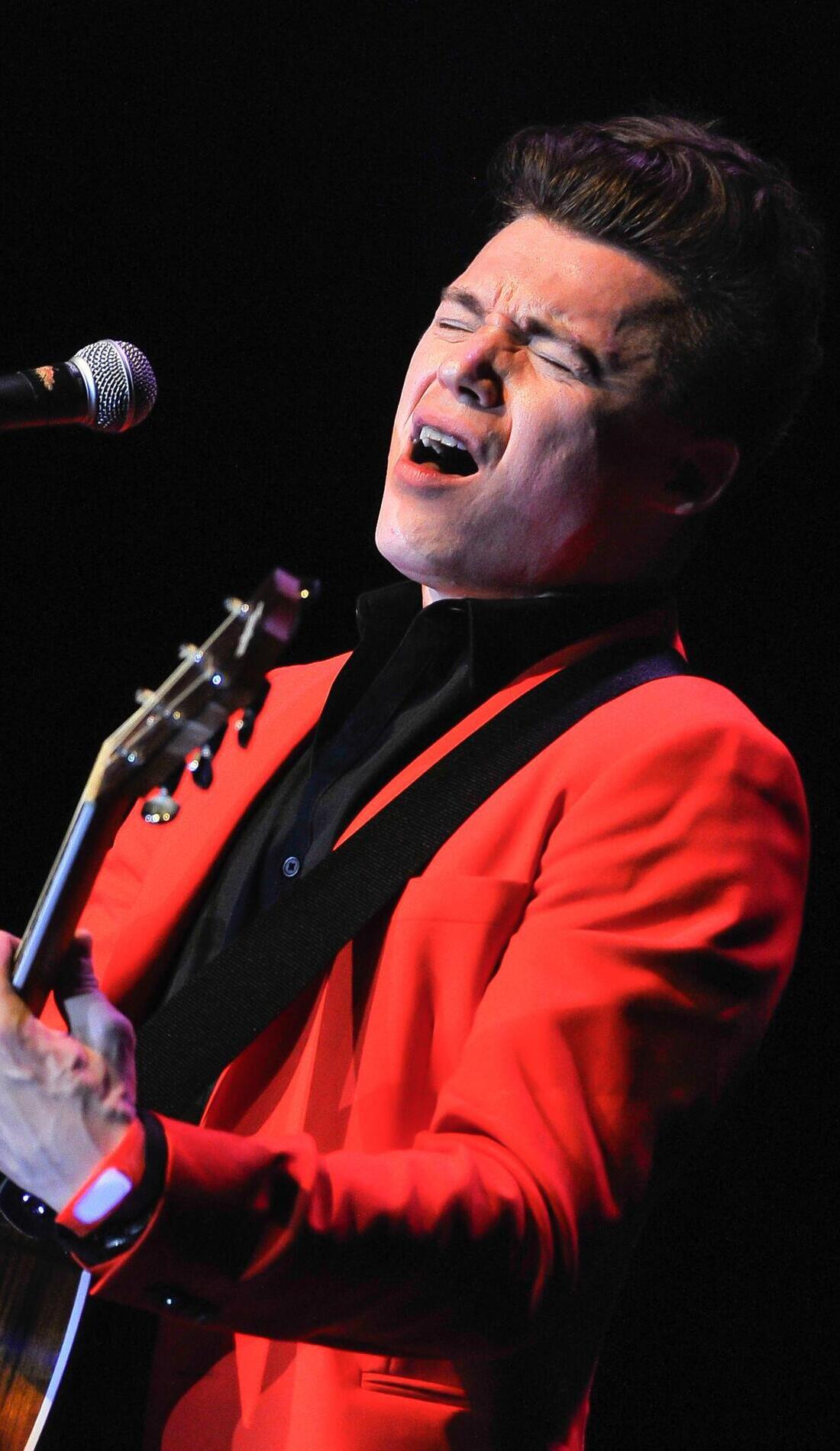 A Shawn Hook live event