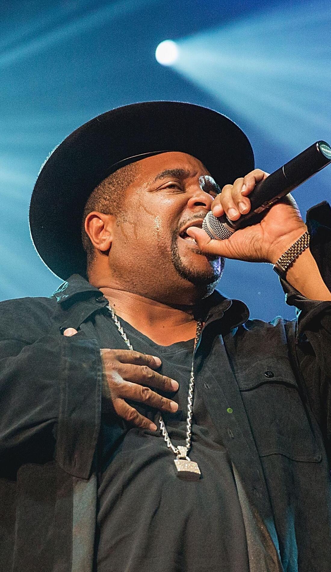 A Sir Mix-A-Lot live event