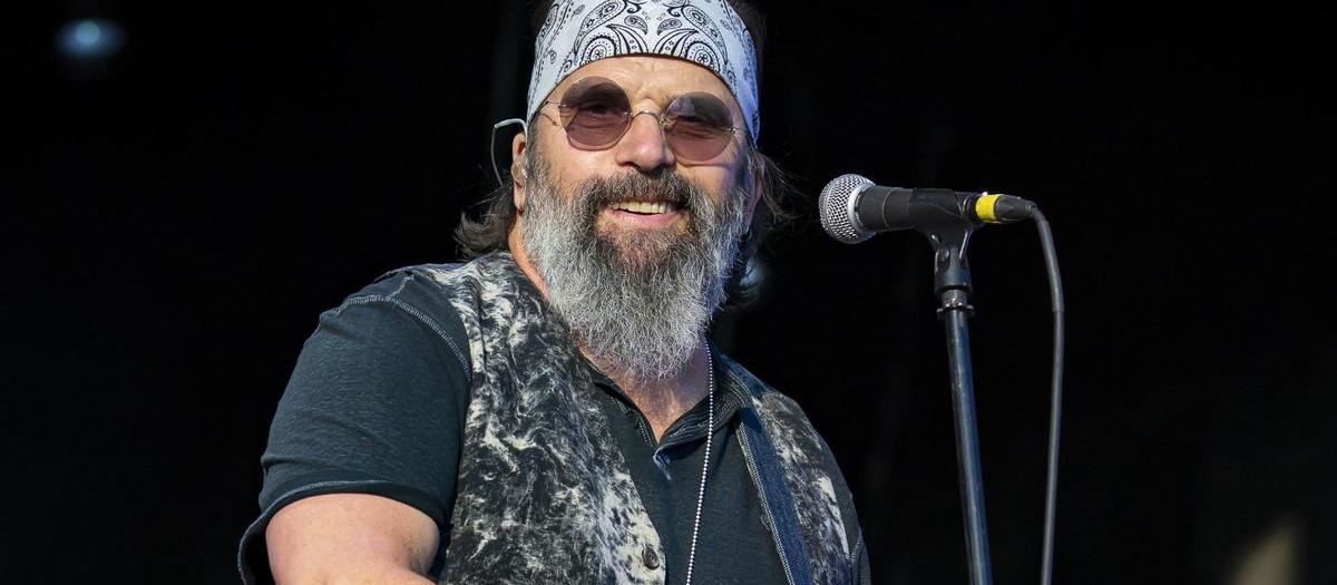 steve earle tour 2023 review