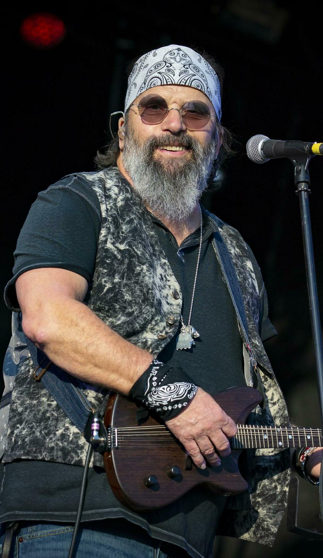 A Steve Earle live event