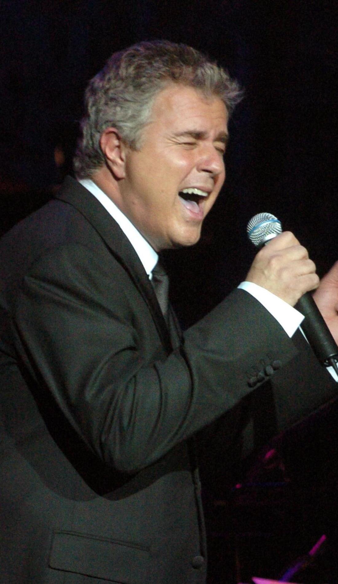 A Steve Tyrell live event