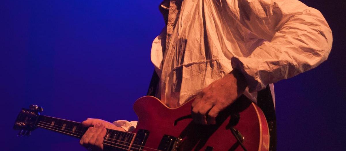 Super Furry Animals Tickets