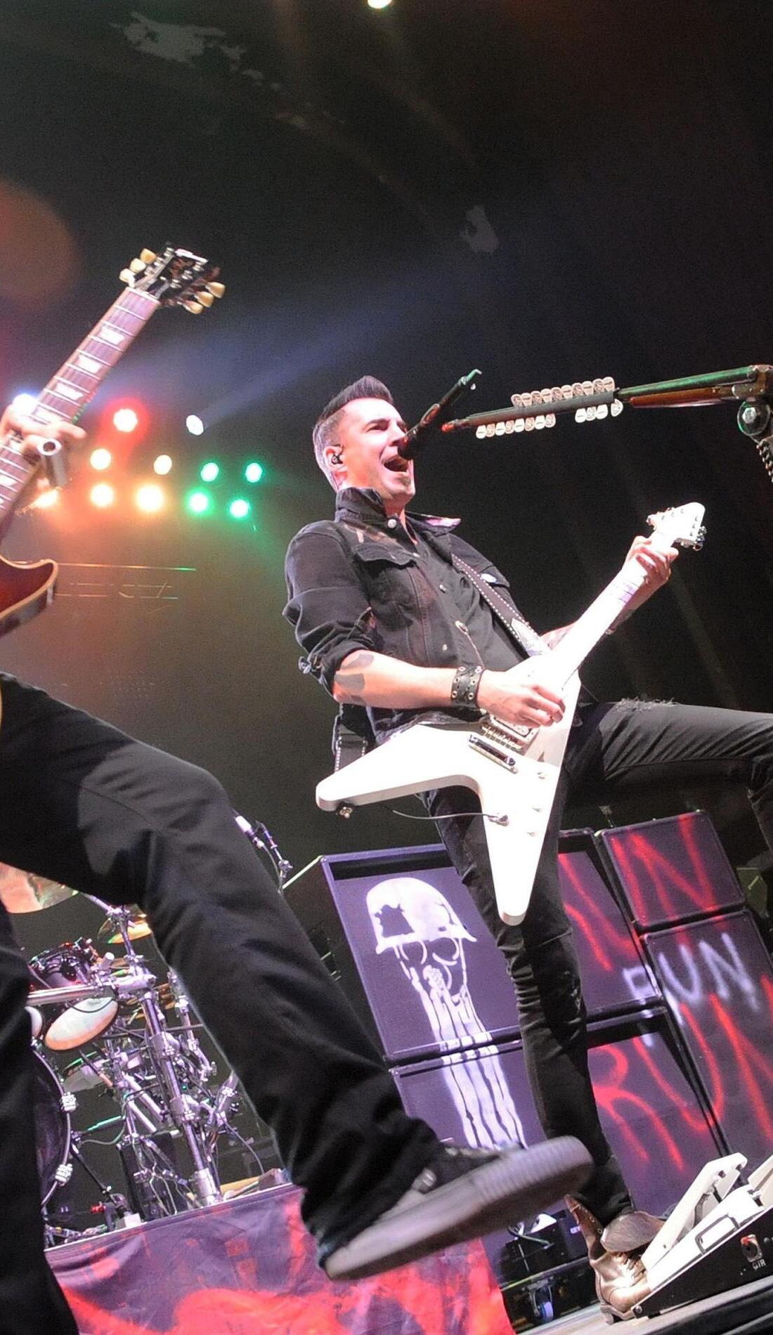 A Theory Of A Deadman live event