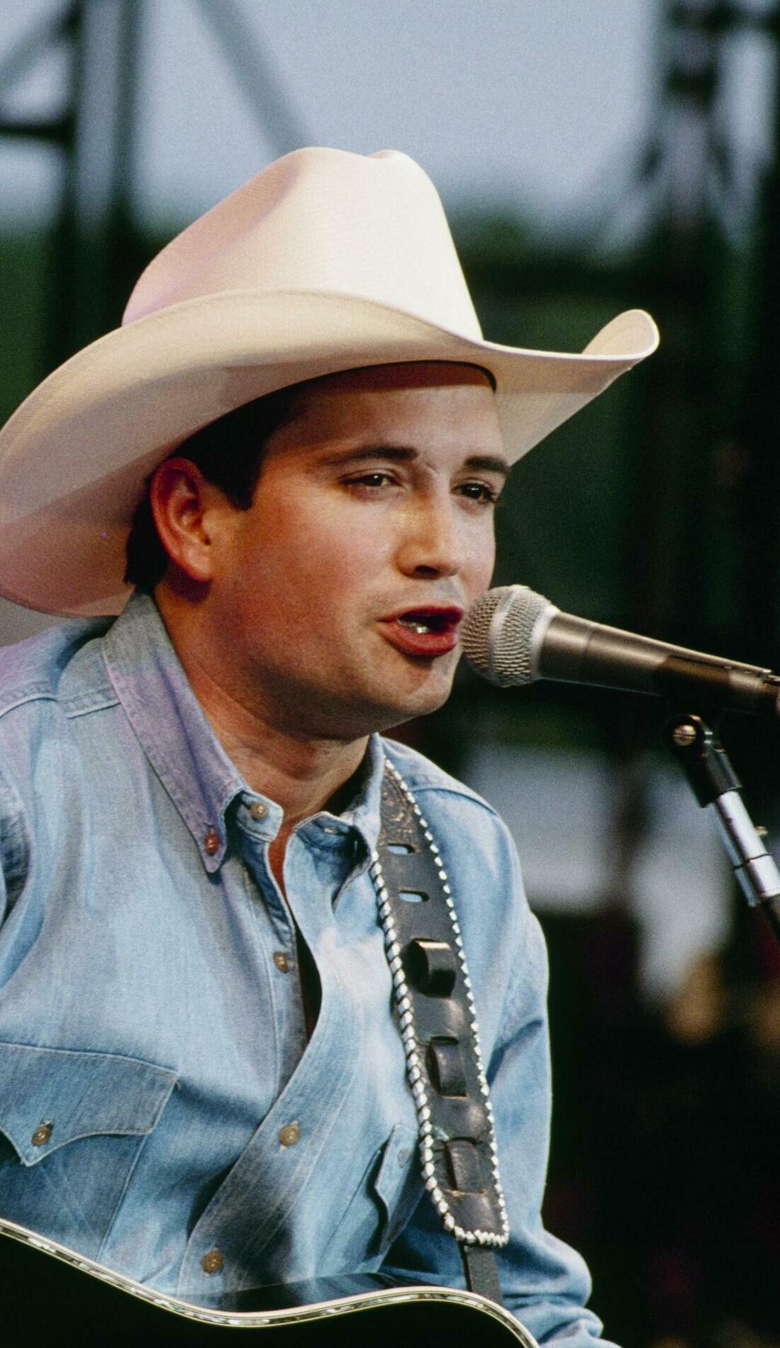 A Tracy Byrd live event