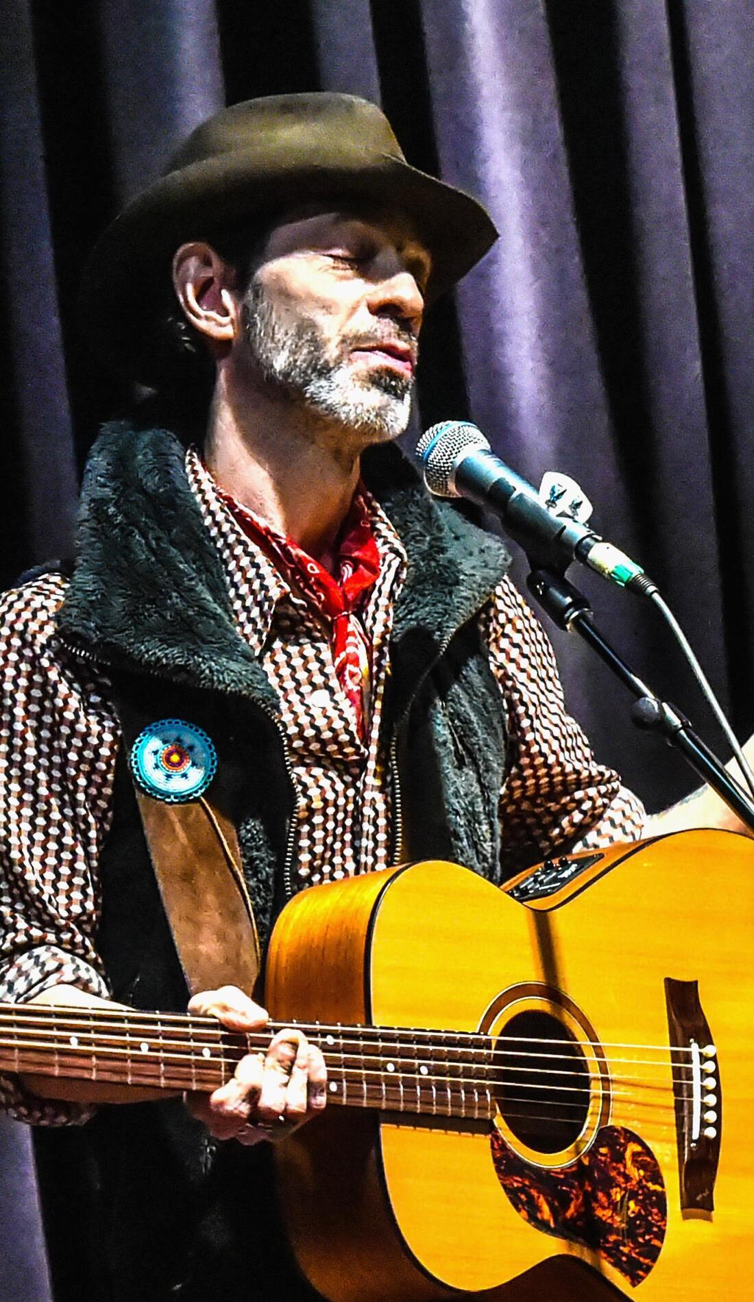 A Travis Meadows live event