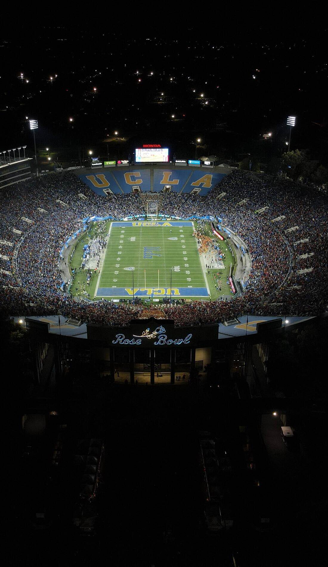 A UCLA Bruins Football live event