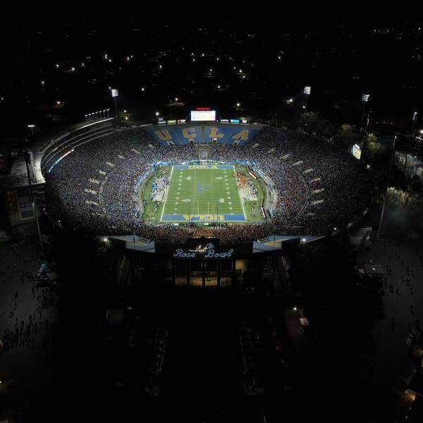 Oregon at UCLA Tickets in Pasadena (Rose Bowl Stadium) Sep 28, 2024