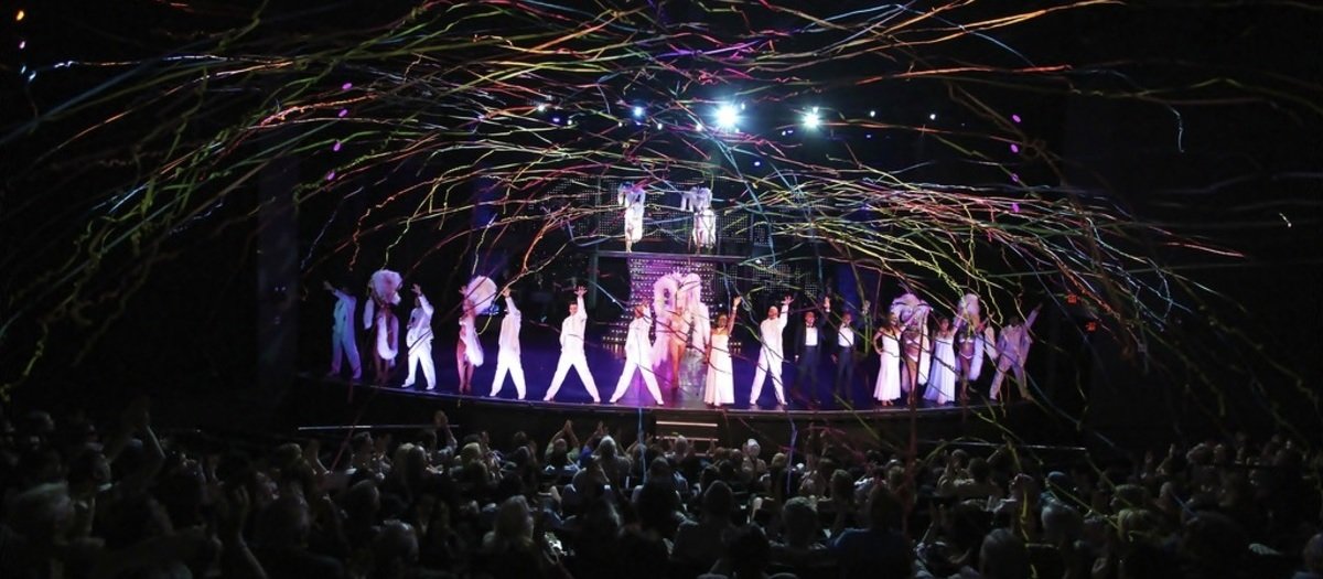 Vegas! The Show Tickets