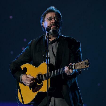 Vince Gill Christmas Show 2022 Vince Gill Tickets - 2022 Vince Gill Concert Tour | Seatgeek