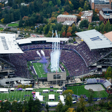 are my seats covered husky stadium