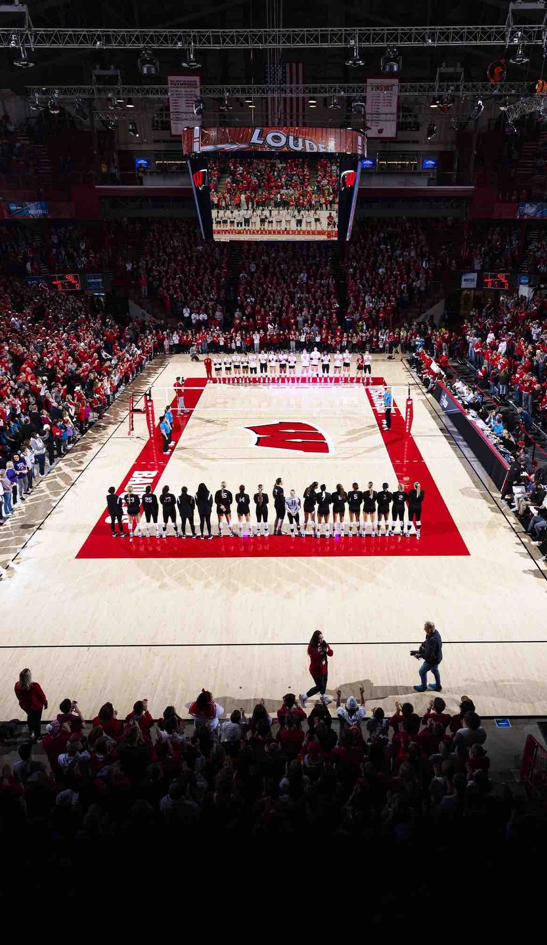 A Wisconsin Badgers Womens Volleyball live event