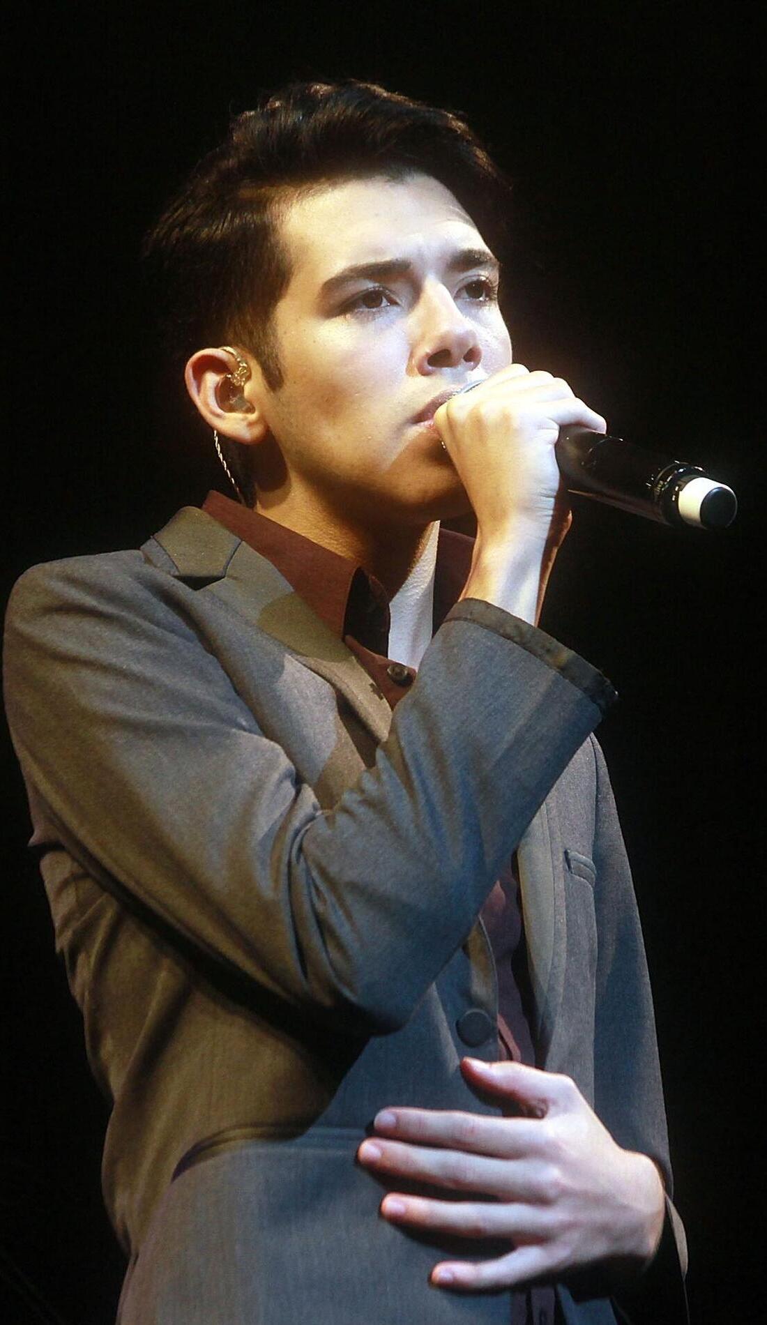 A Yoandri live event
