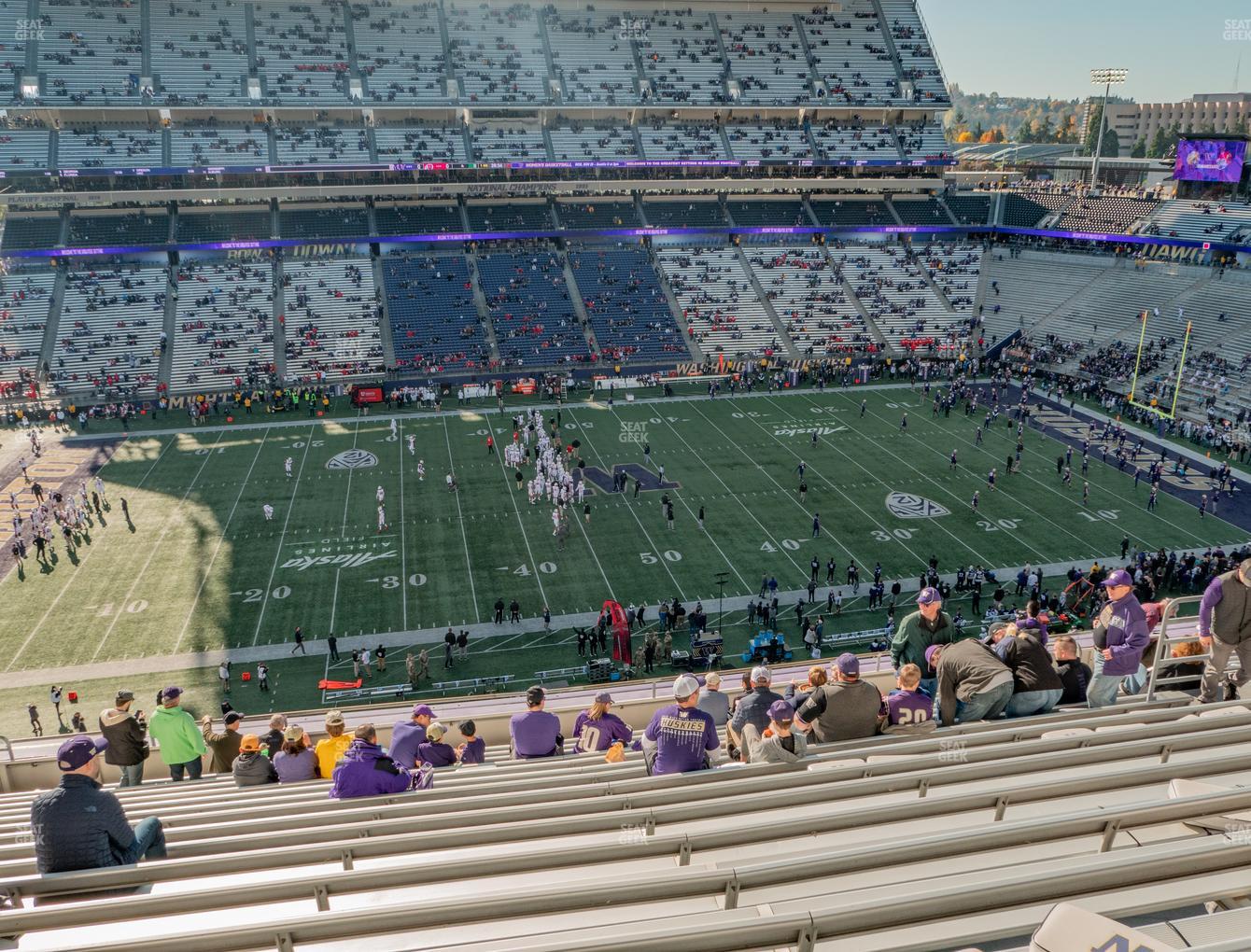 Husky Stadium Section 330 Seat Views | SeatGeek