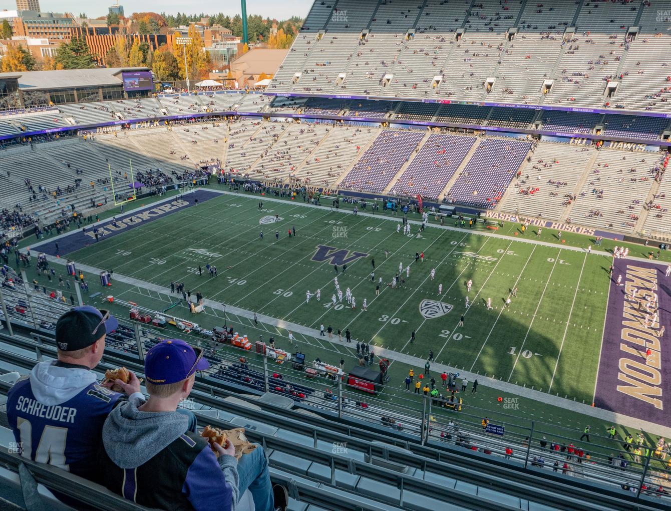 Husky Stadium Section 303 Seat Views | SeatGeek