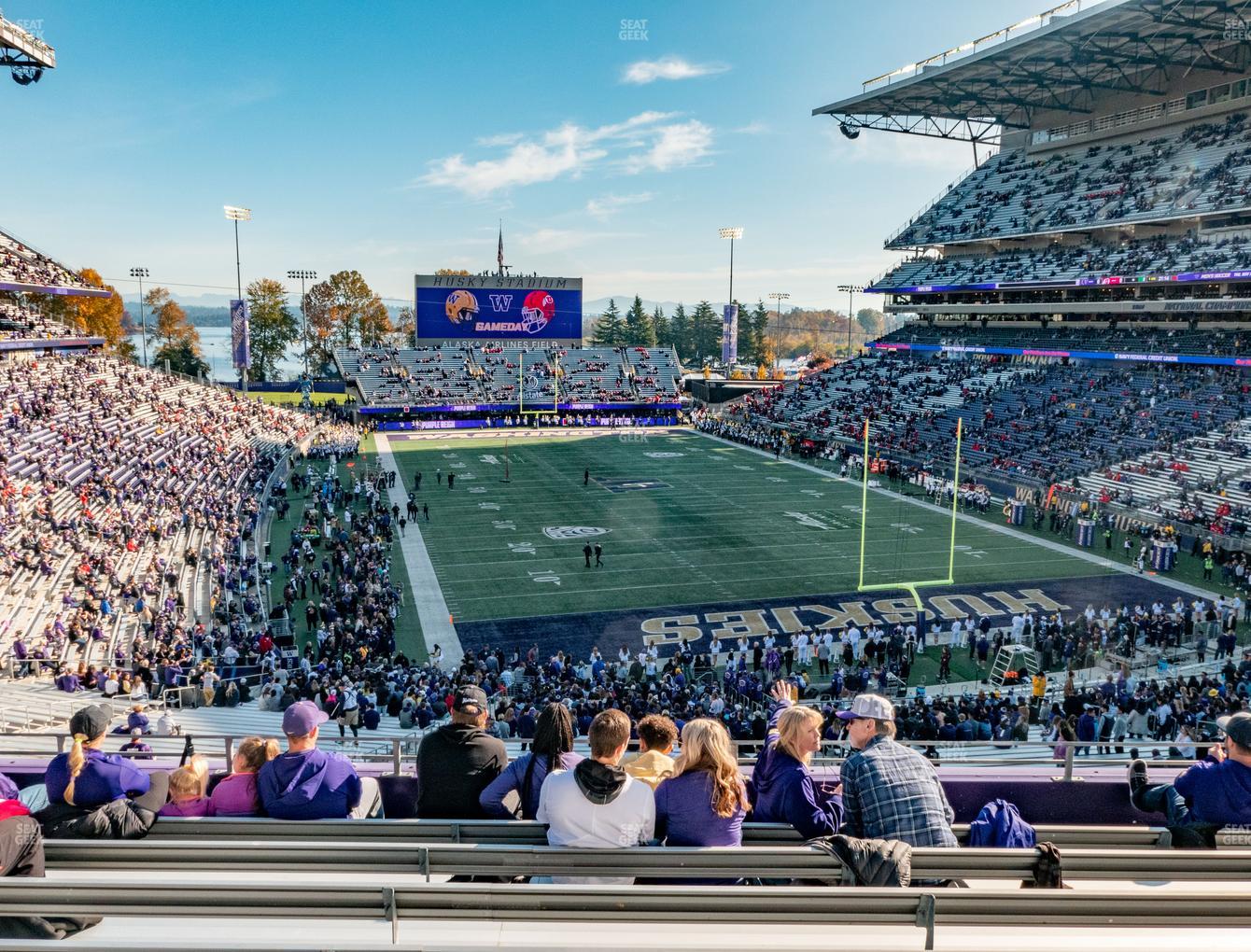 Husky Stadium Section 220 Seat Views | SeatGeek