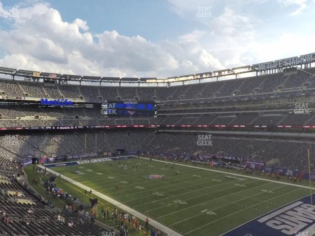 Your Ticket To Sports Concerts More Seatgeek Metlife Stadium Section 207 A View