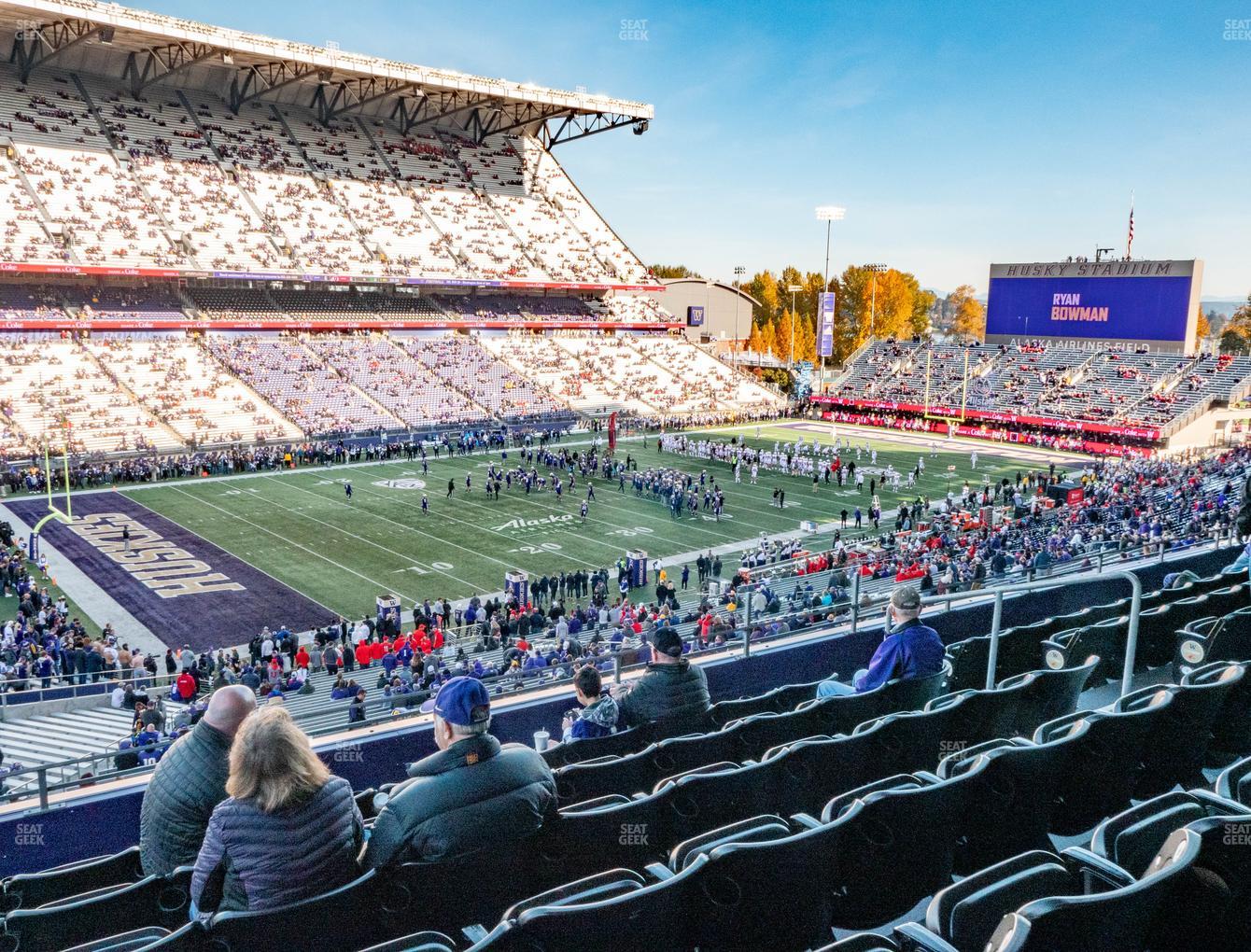 Husky Stadium Section 211 Seat Views | SeatGeek
