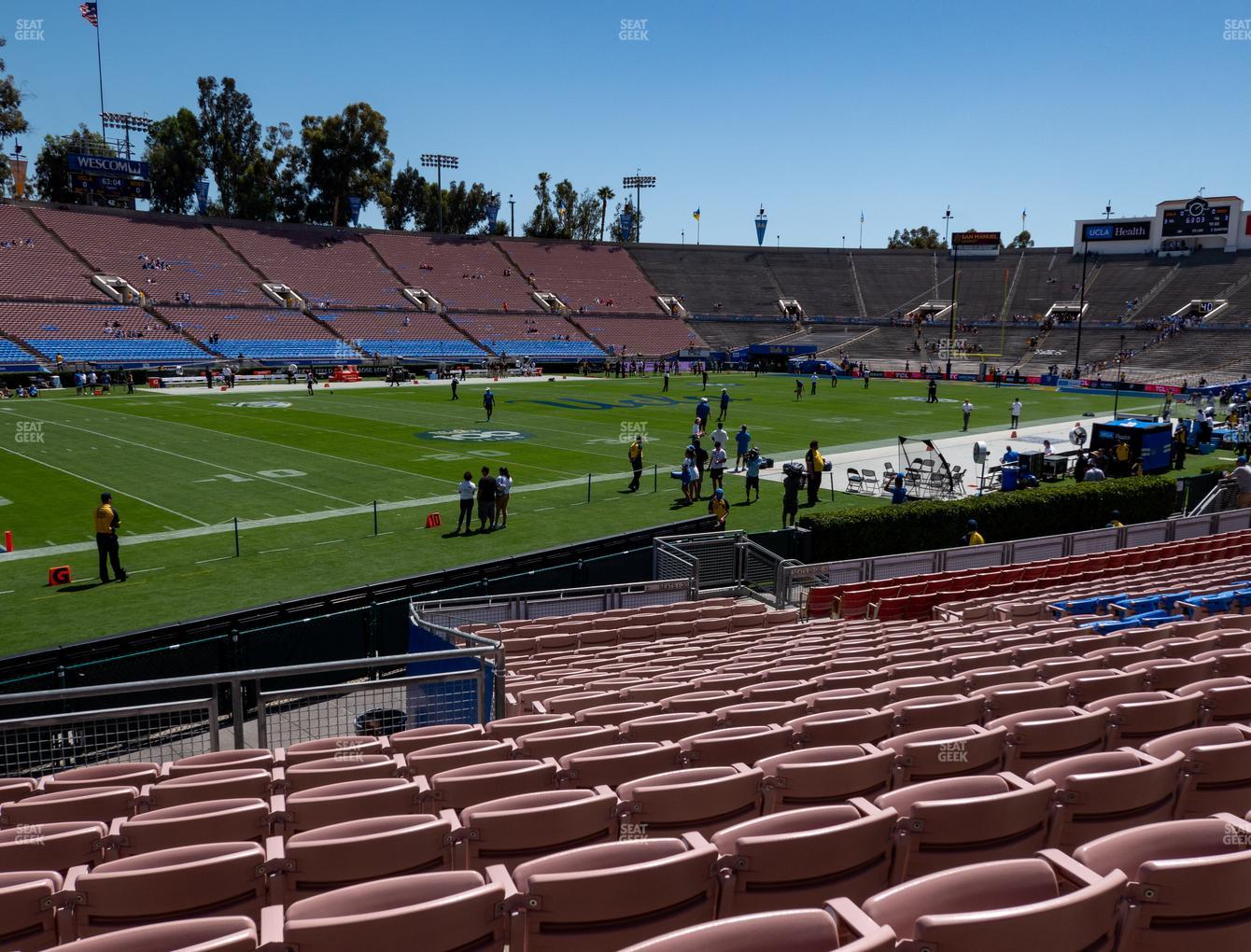 the-rose-bowl-lower-15-h-seat-views-seatgeek