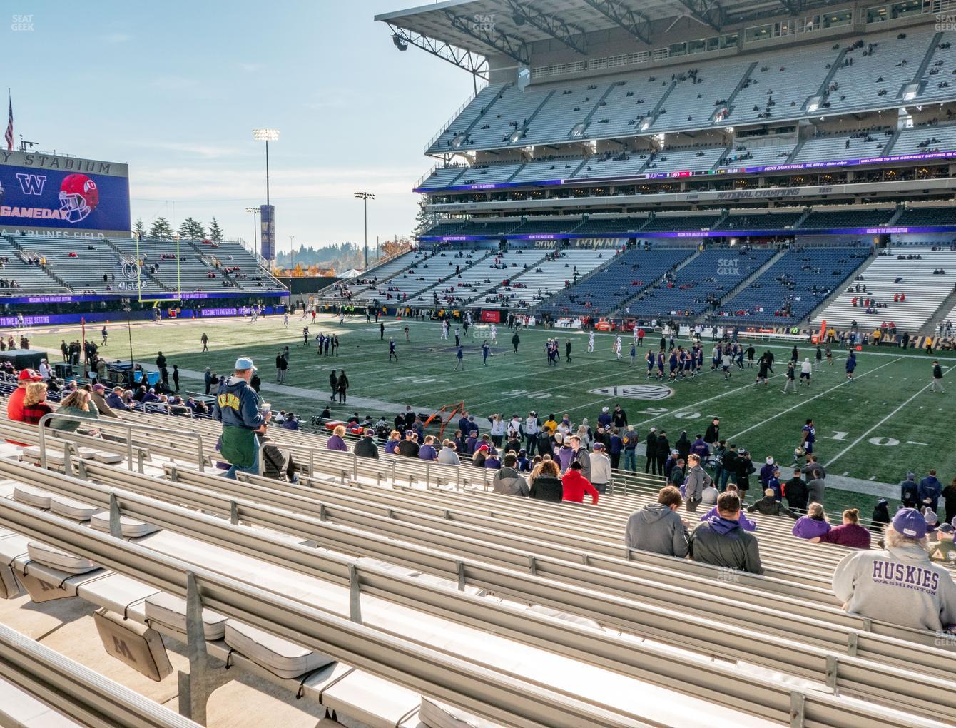 Husky Stadium Section 126 Seat Views | SeatGeek