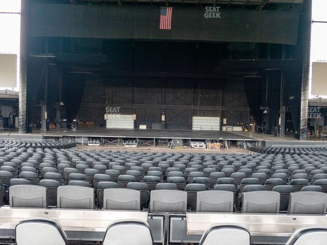 hollywood casino amphitheatre section right row pp